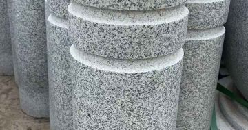 平顶山 芝麻白花岗岩挡车柱、隔离柱多少钱