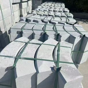 平顶山 芝麻灰弧形路沿石