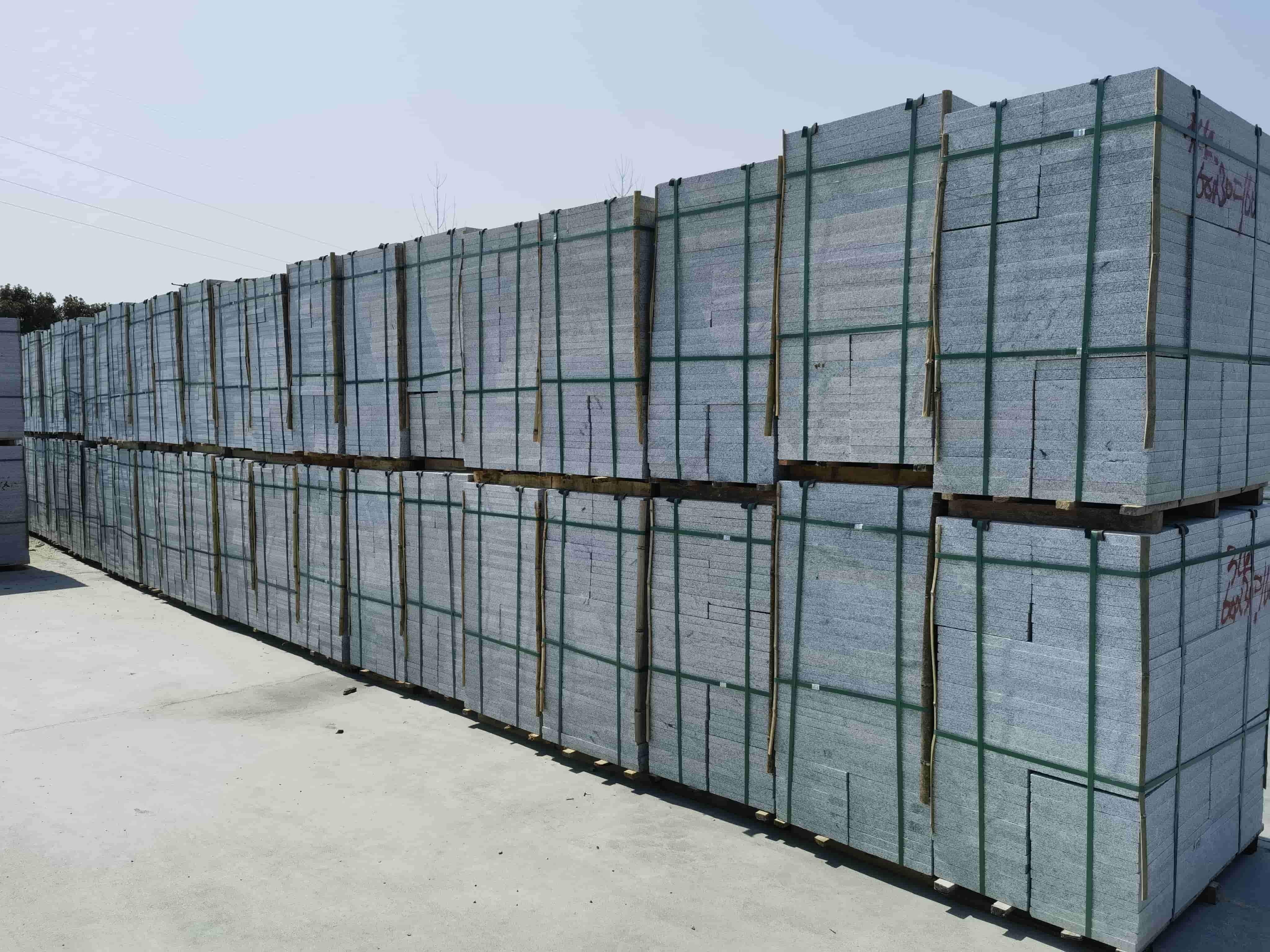 平顶山芝麻白火烧300*600处理价：3公分23元，5公分28元