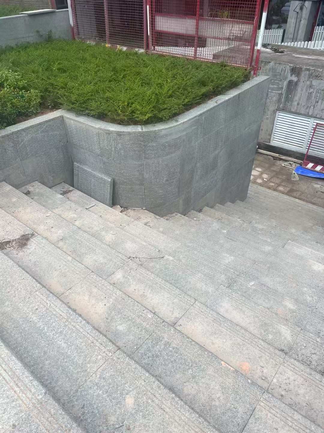 平顶山 芝麻黑火烧面铺装案例