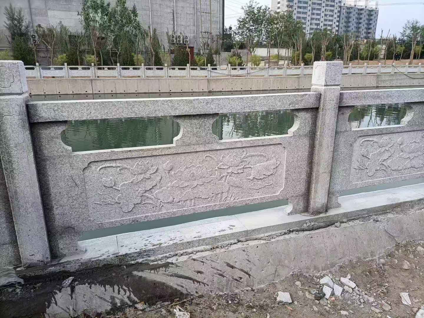 平顶山 芙蓉白大花桥梁、河道，石材栏杆、围栏、护栏