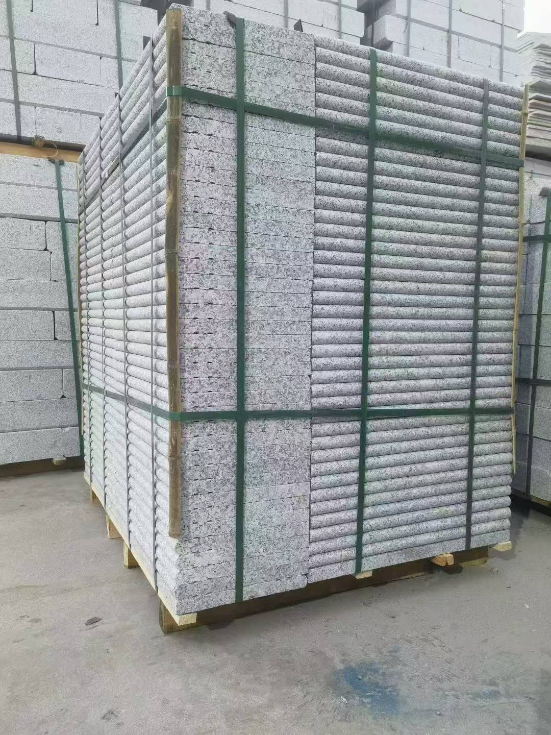 平顶山 芙蓉白3公分厚磨圆边、拉槽，楼梯踏步